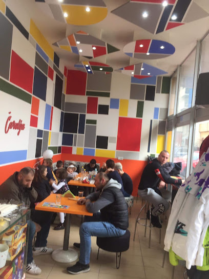 Fast food- Caffe Čarolija
